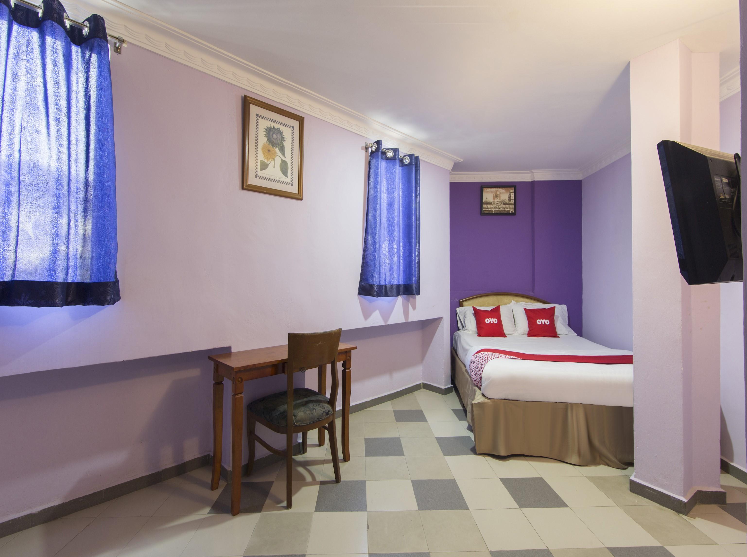 Hotel Oyo 882 Sri Muda Corner Sdn Bhd 2*