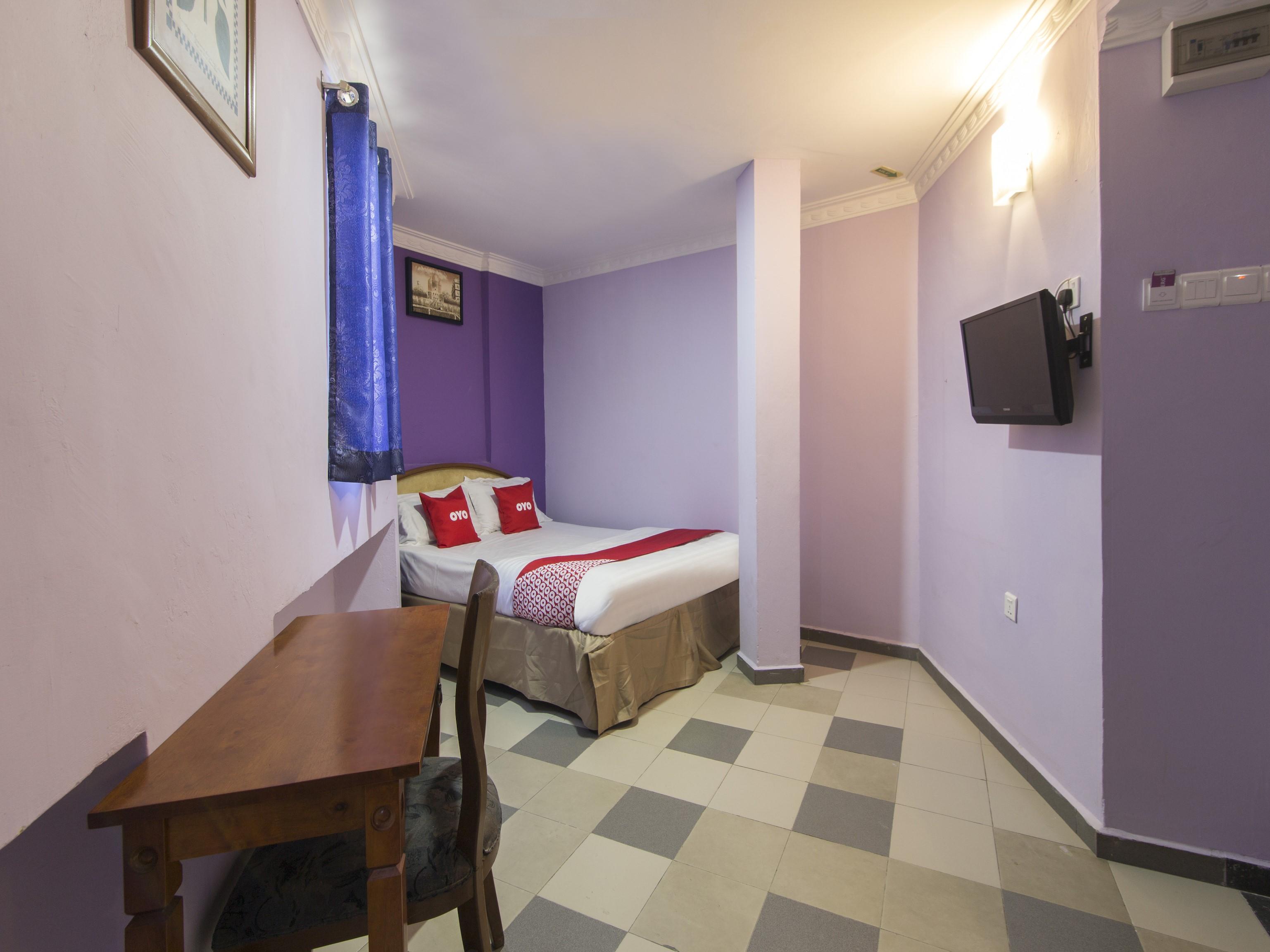 Hotel Oyo 882 Sri Muda Corner Sdn Bhd 2*